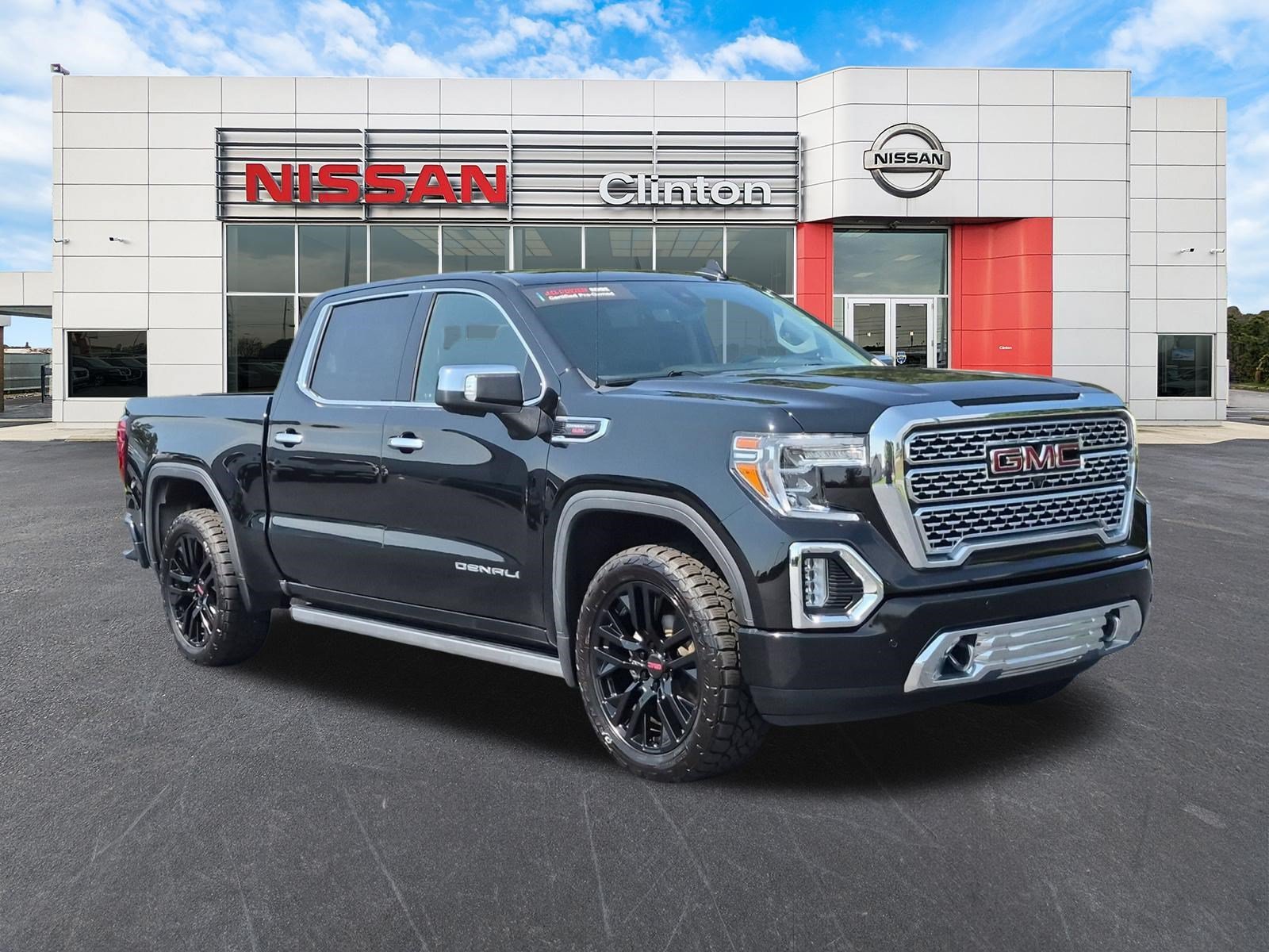 Used 2020 GMC Sierra 1500 Denali w/ Denali Ultimate Package AWD/4WD image 1