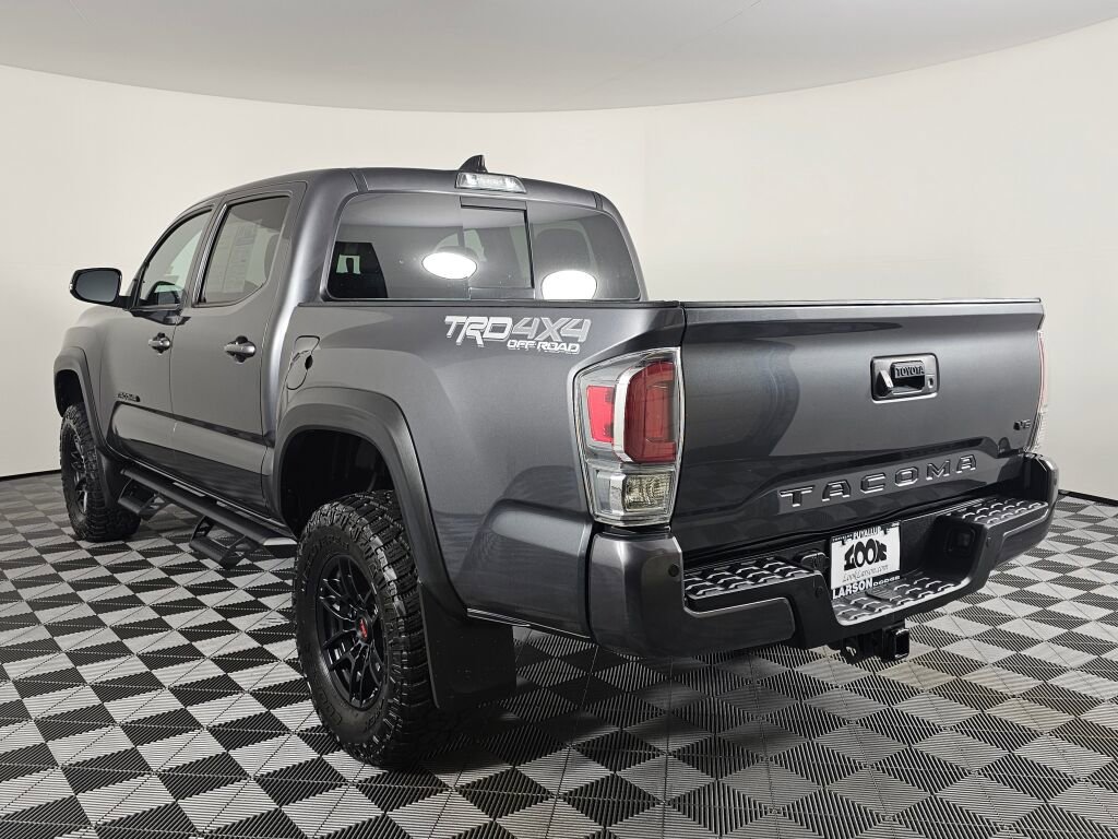 Used 2021 Toyota Tacoma TRD Off-Road image 5