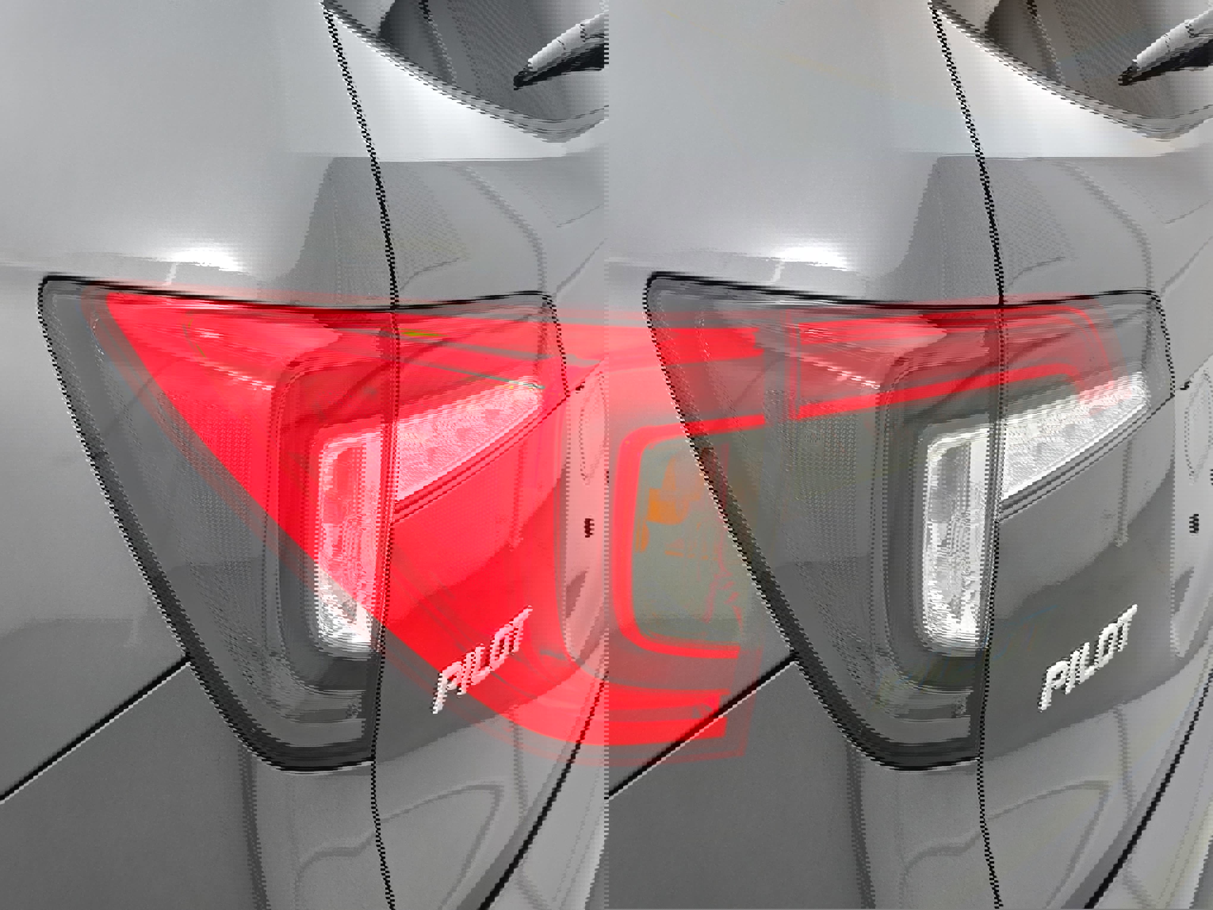 Used 2020 Honda Pilot EX image 34