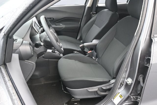 Used 2025 Nissan Kicks Play S FWD image 10