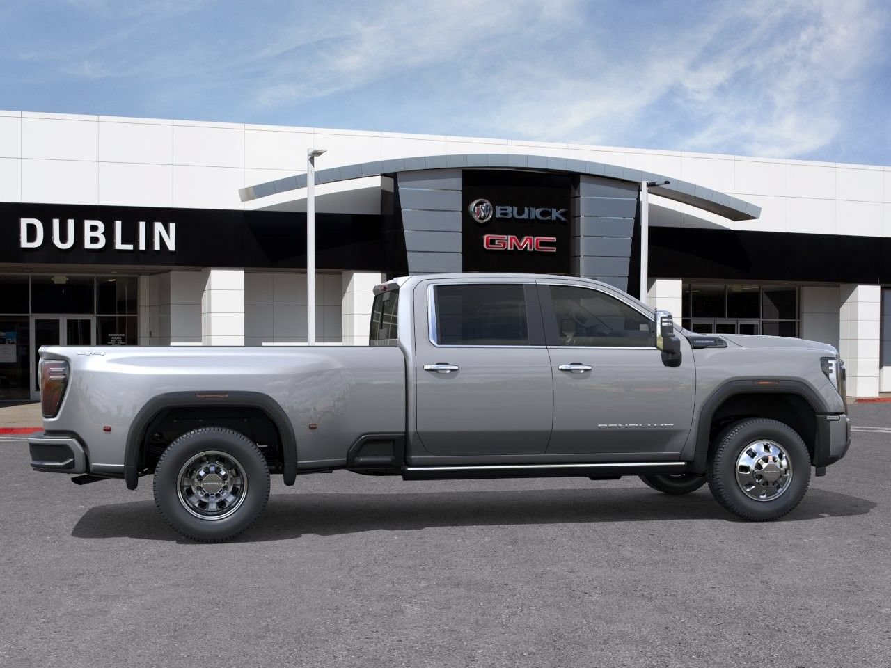 New 2026 GMC Sierra 3500 Denali Ultimate w/ LPO, Black Badging Package AWD/4WD image 3