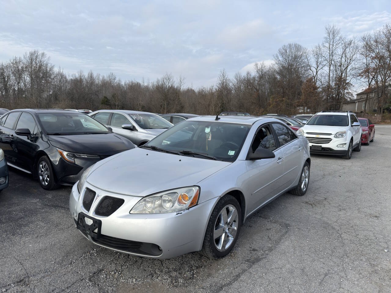 Used 2009 Pontiac G6 GT w/ Sun And Sound Plus Package FWD image 2