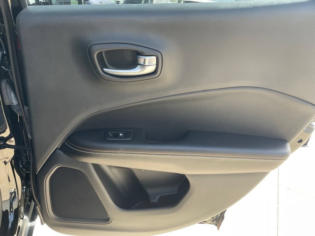 Used 2021 Jeep Compass Sport FWD image 24