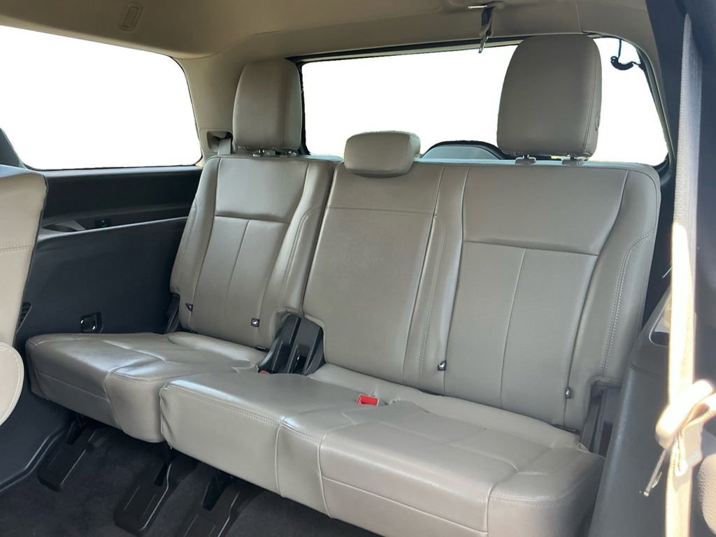 Certified 2021 Ford Expedition XLT RWD image 21