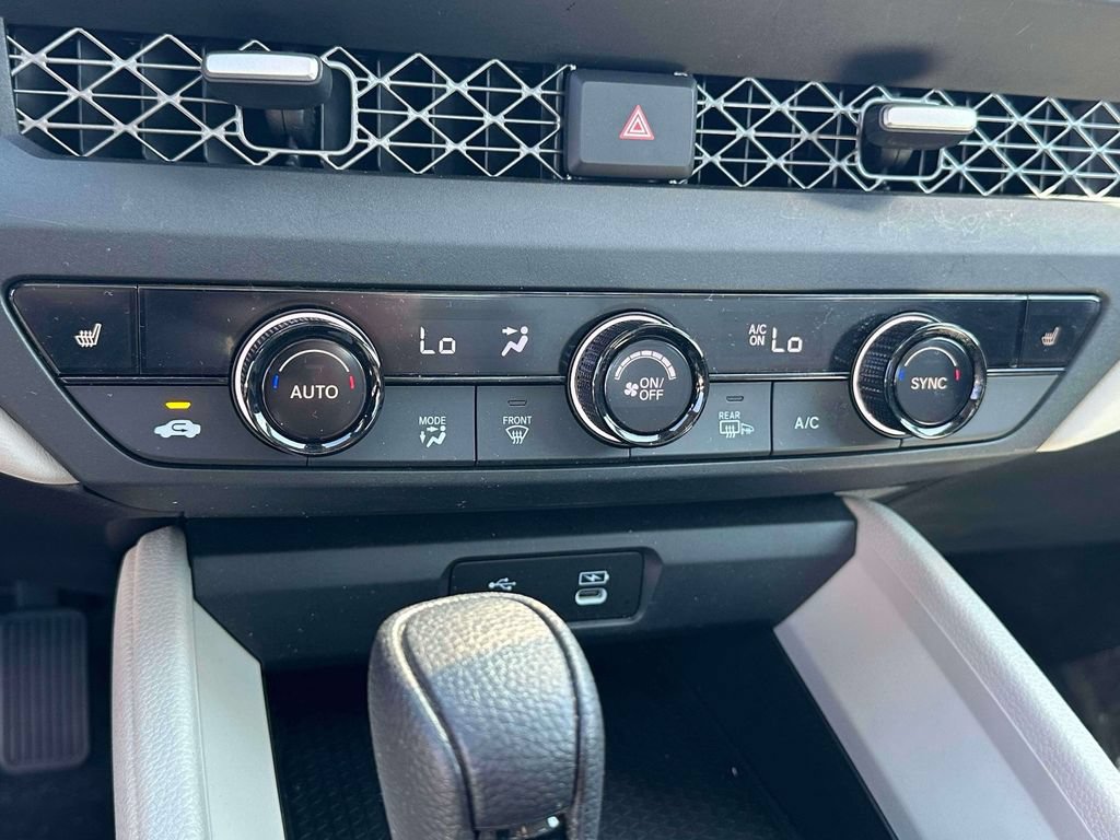 Certified 2023 Honda Accord EX image 25