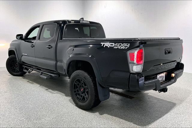 Used 2020 Toyota Tacoma TRD Sport AWD/4WD image 4