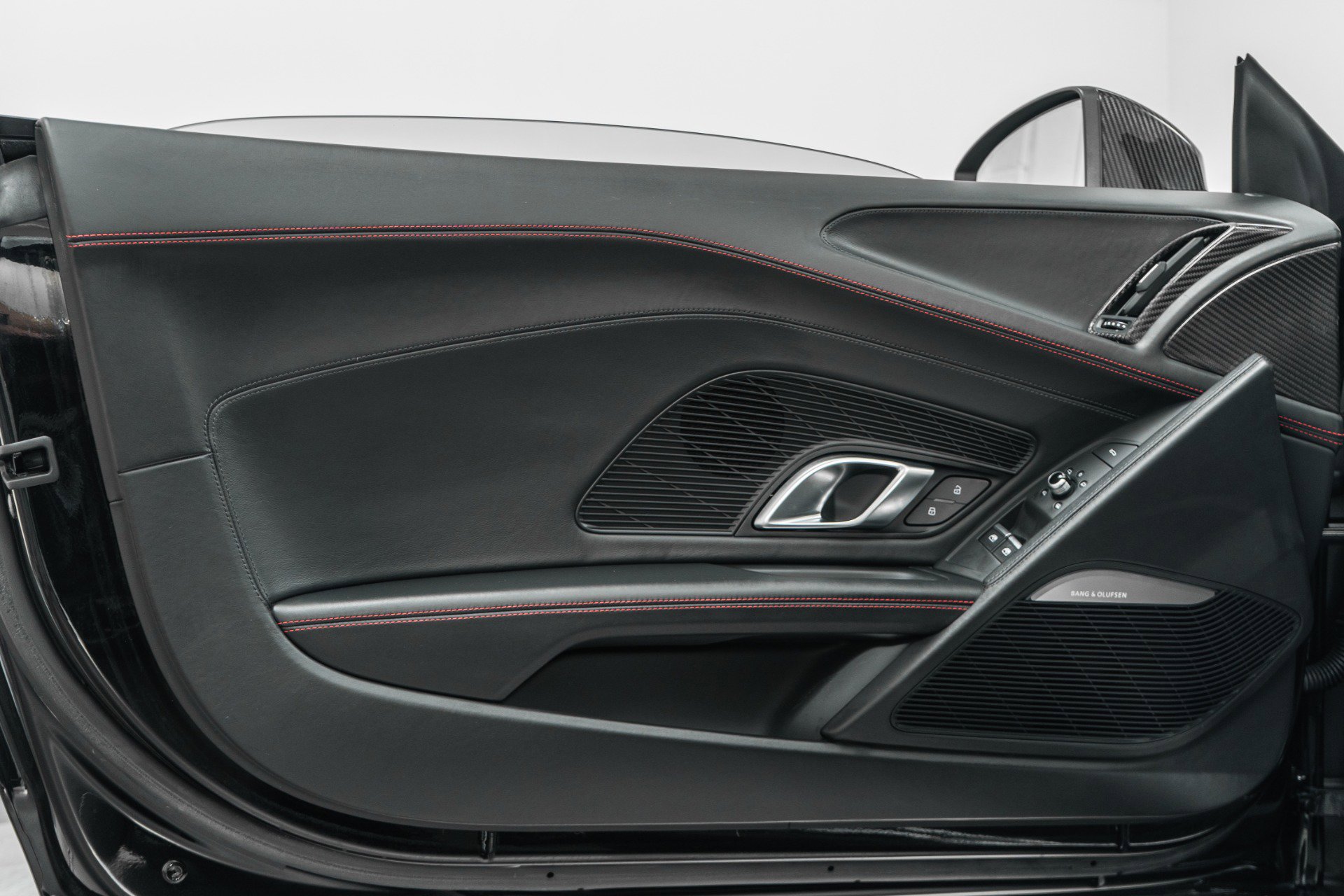 Used 2023 Audi R8 V10 performance image 46