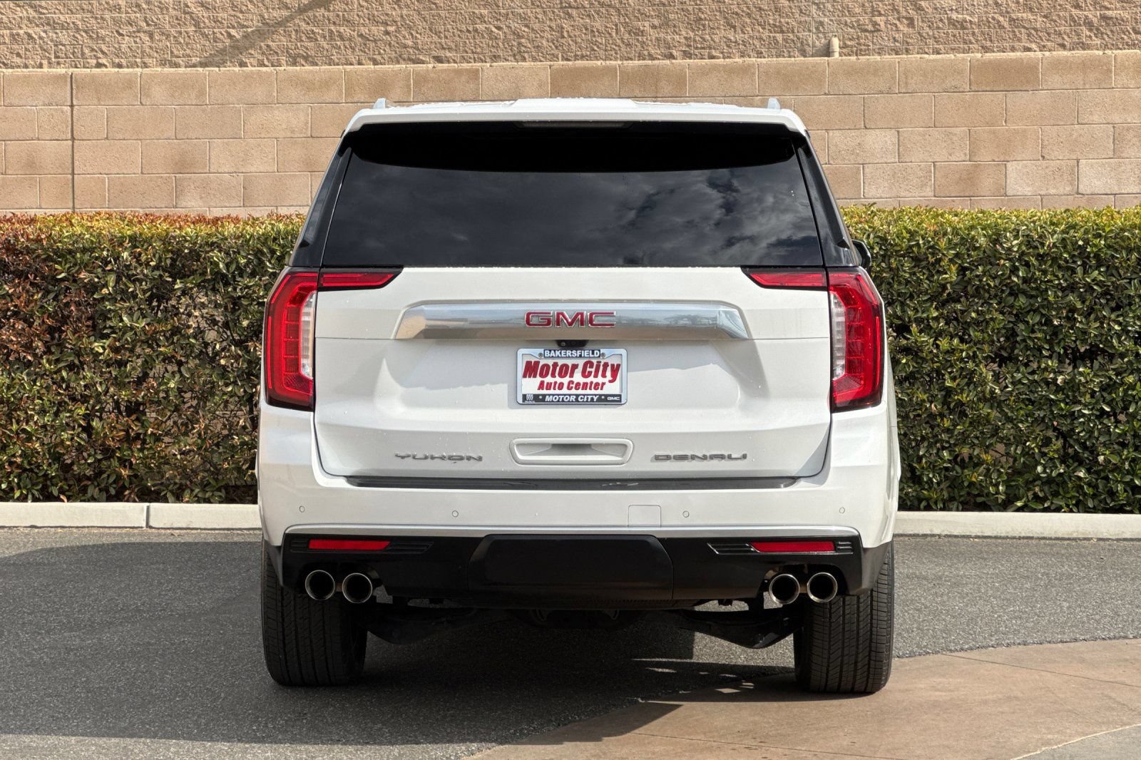 Certified 2024 GMC Yukon XL Denali w/ Advanced Technology Package AWD/4WD image 5
