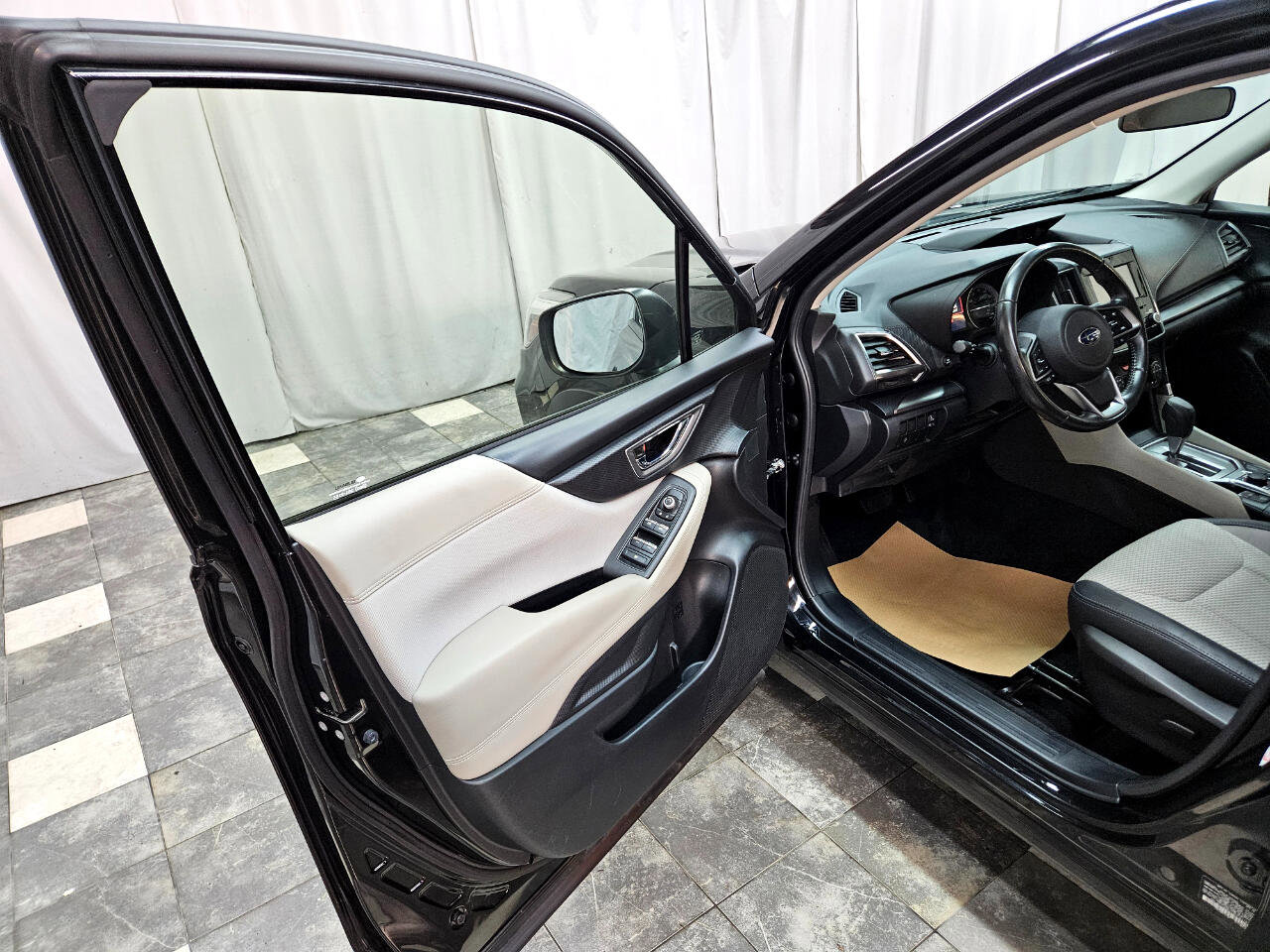 Used 2019 Subaru Forester Premium image 9