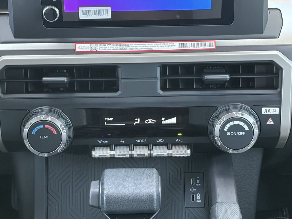 Certified 2025 Toyota Tacoma SR5 AWD/4WD image 30