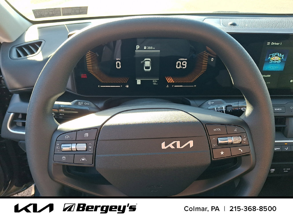 New 2026 Kia K4 FWD image 16