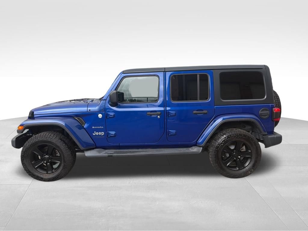Used 2018 Jeep Wrangler Unlimited Sahara image 2