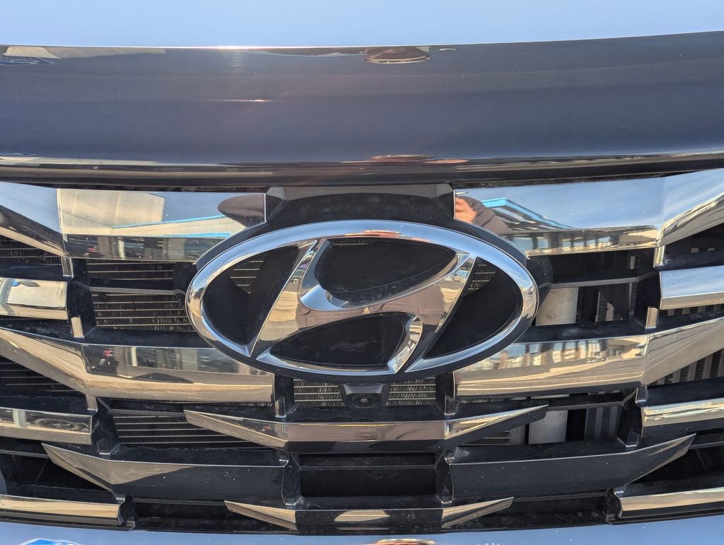 Used 2022 Hyundai Santa Cruz Limited image 11