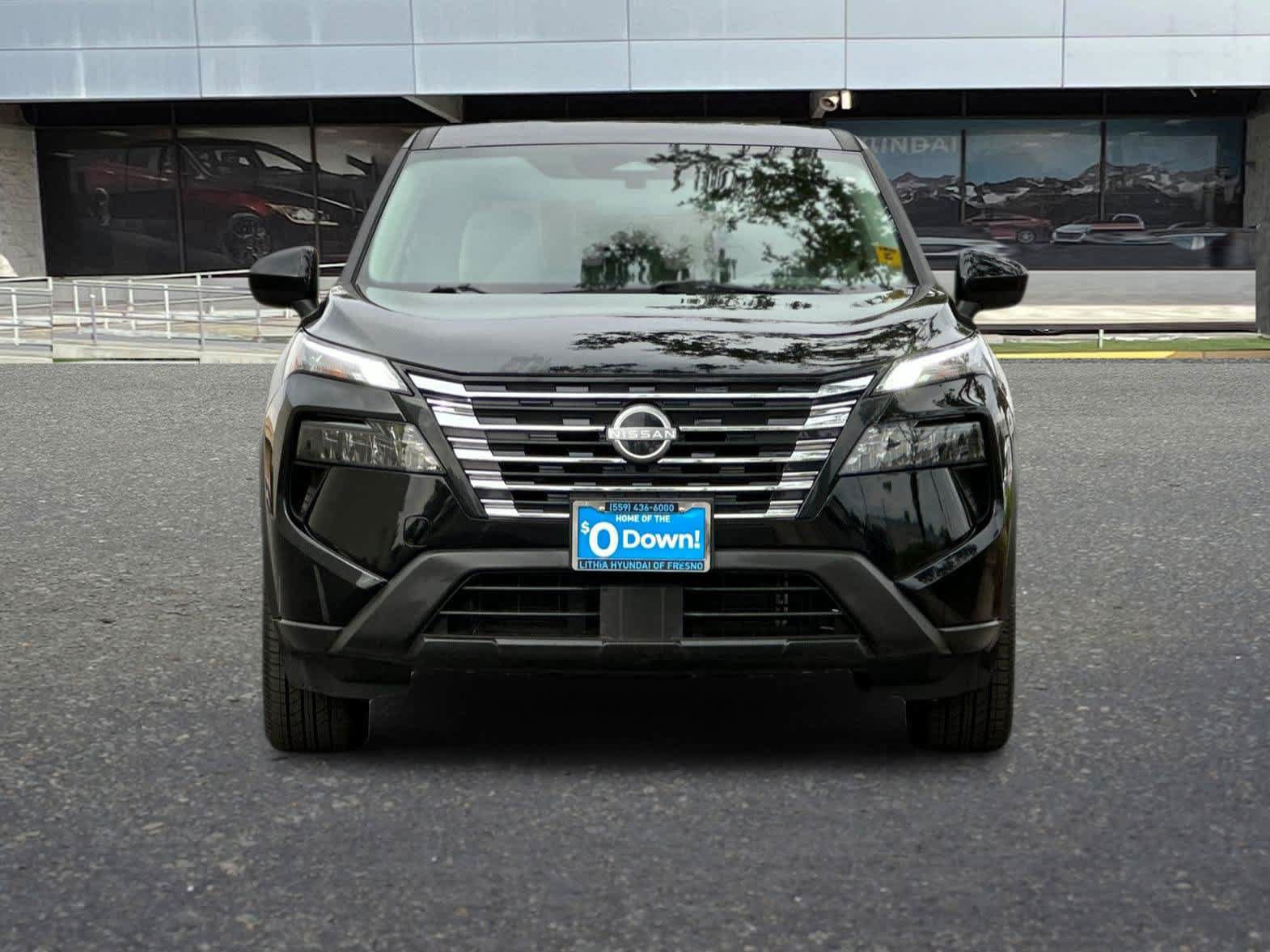 Used 2025 Nissan Rogue SV AWD/4WD image 11