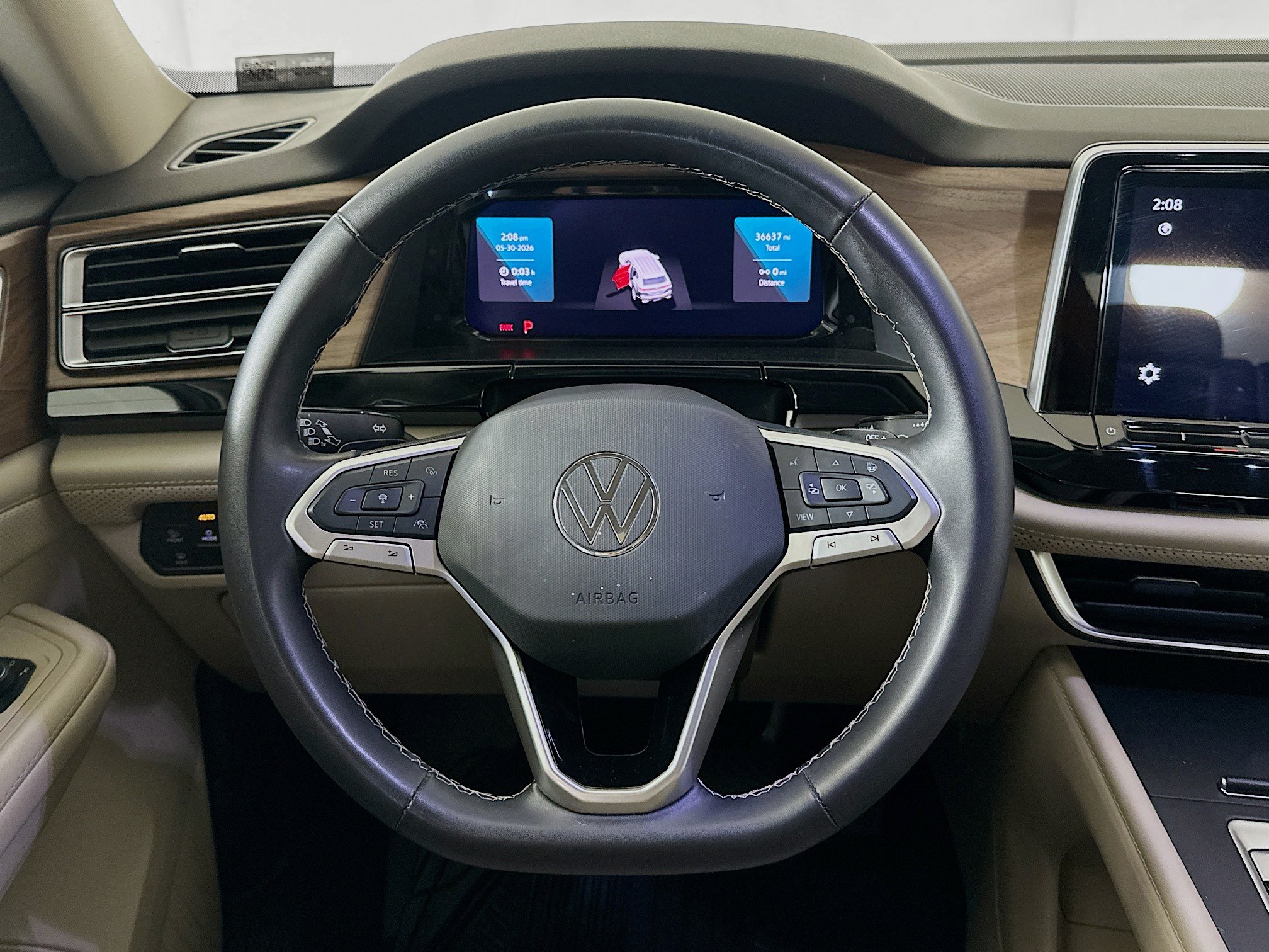 Used 2024 Volkswagen Atlas SE FWD image 18
