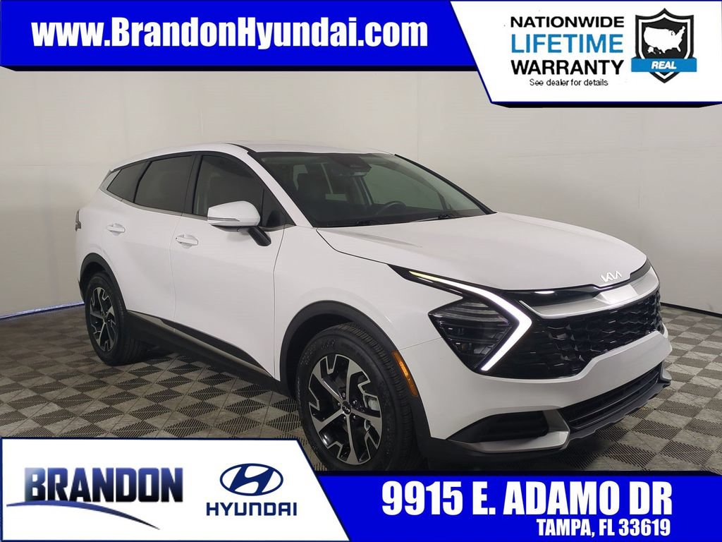 Used 2025 Kia Sportage EX FWD image 1