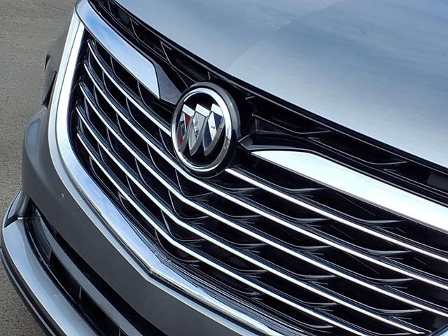 Used 2023 Buick Enclave Essence FWD image 28