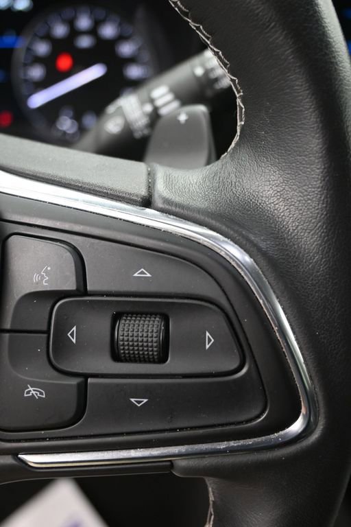 Used 2023 Buick Envision Essence FWD image 19