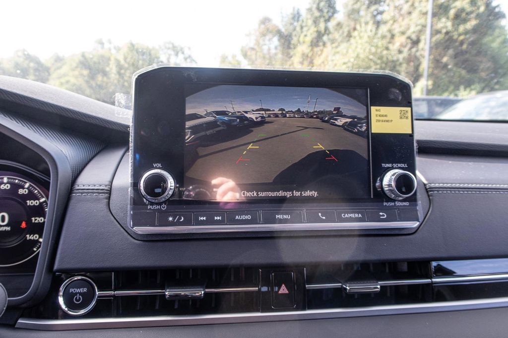 New 2024 Mitsubishi Outlander ES image 38