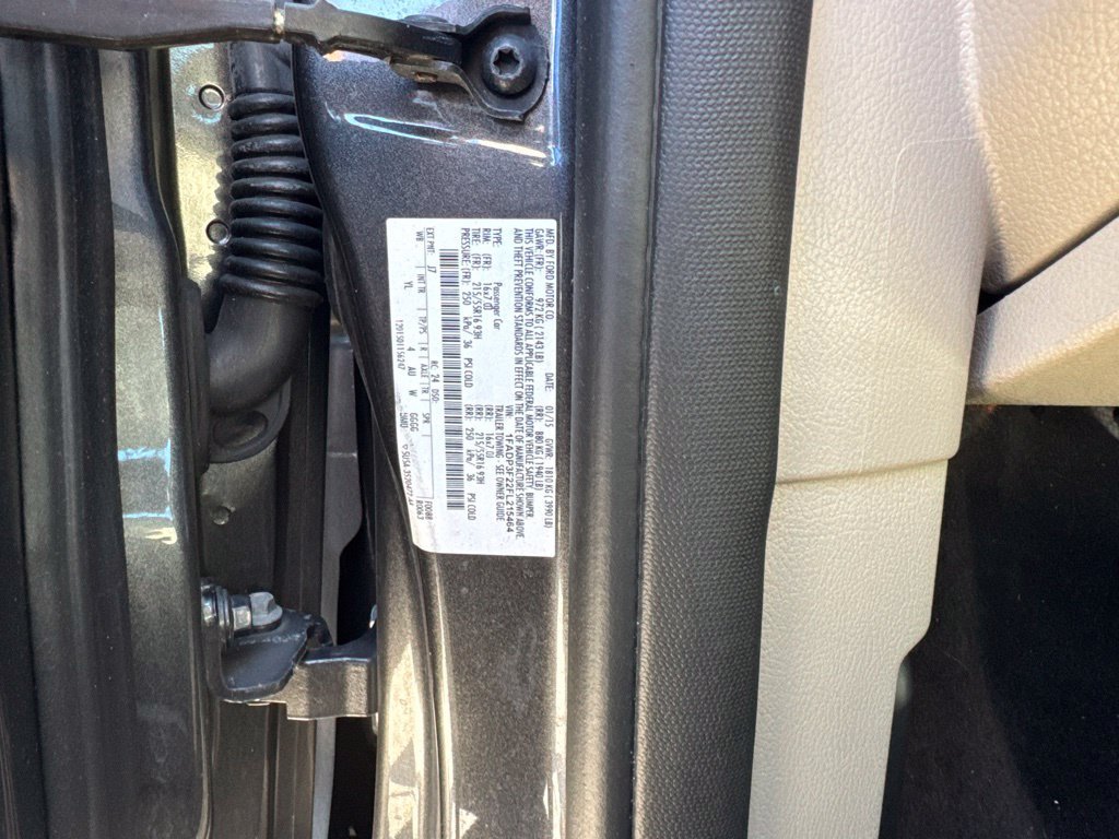 Used 2015 Ford Focus SE w/ Reverse Sensing Package FWD image 14