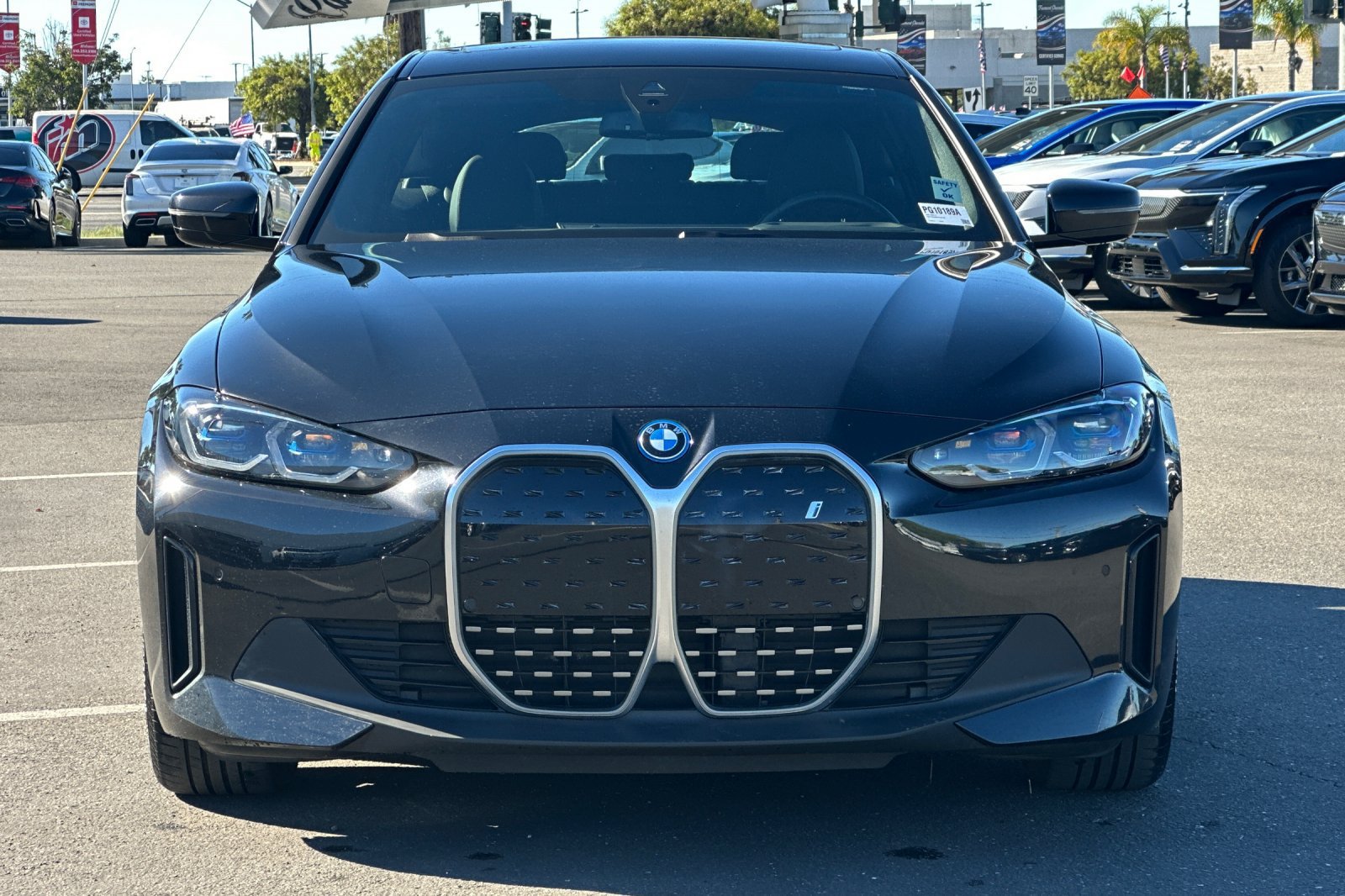 Used 2023 BMW i4 eDrive40 w/ Premium Package RWD image 9