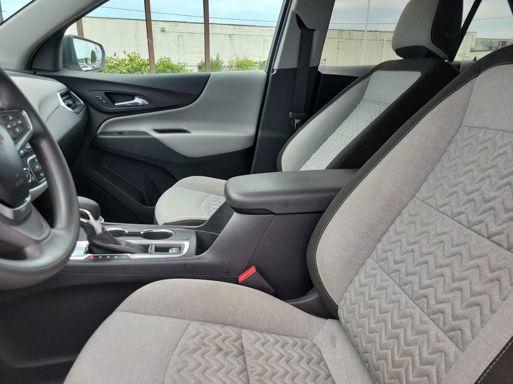 Used 2023 Chevrolet Equinox LS w/ LS Convenience Package AWD/4WD image 18