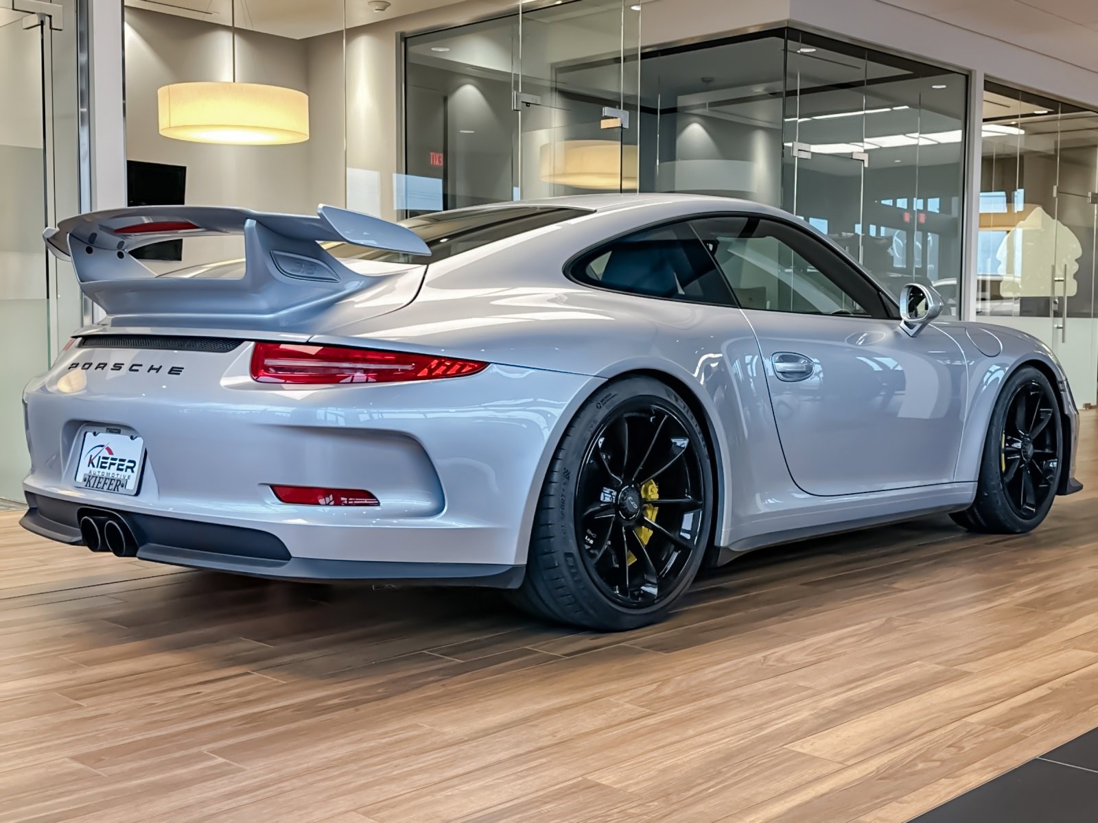 Used 2015 Porsche 911 GT3 image 4