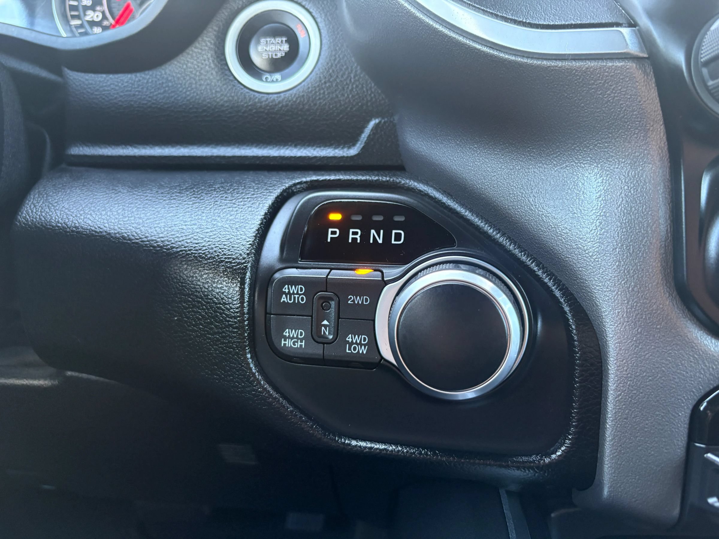 Used 2019 RAM 1500 Big Horn AWD/4WD image 12