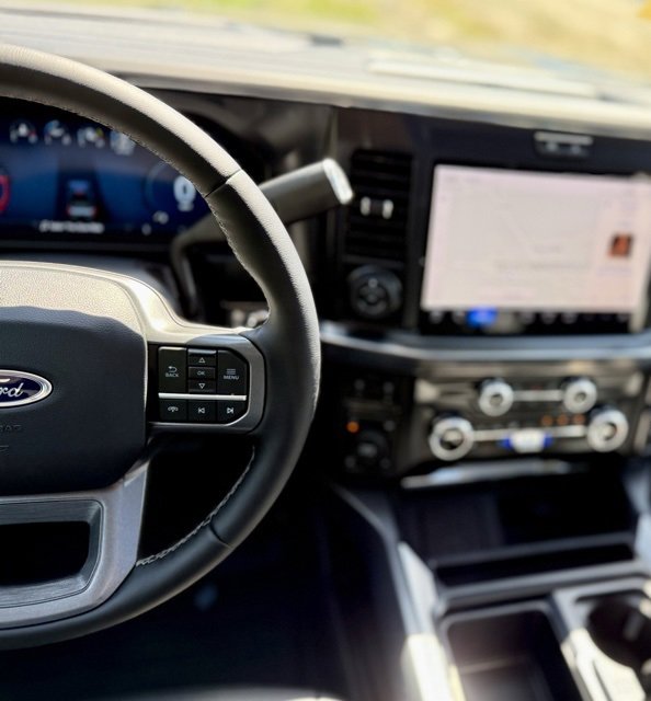 New 2025 Ford F350 Lariat w/ Lariat Ultimate Package image 18
