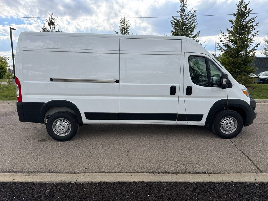 Used 2026 RAM ProMaster 2500 w/ Convenience Group FWD image 5