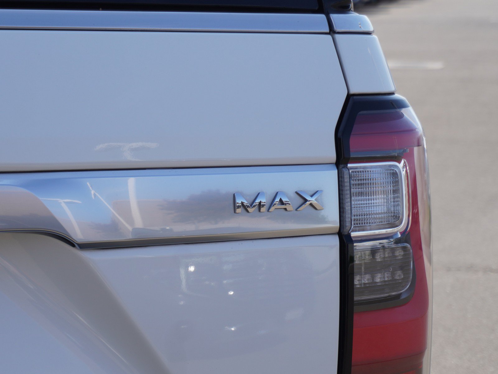 Used 2021 Ford Expedition Max Platinum AWD/4WD image 12