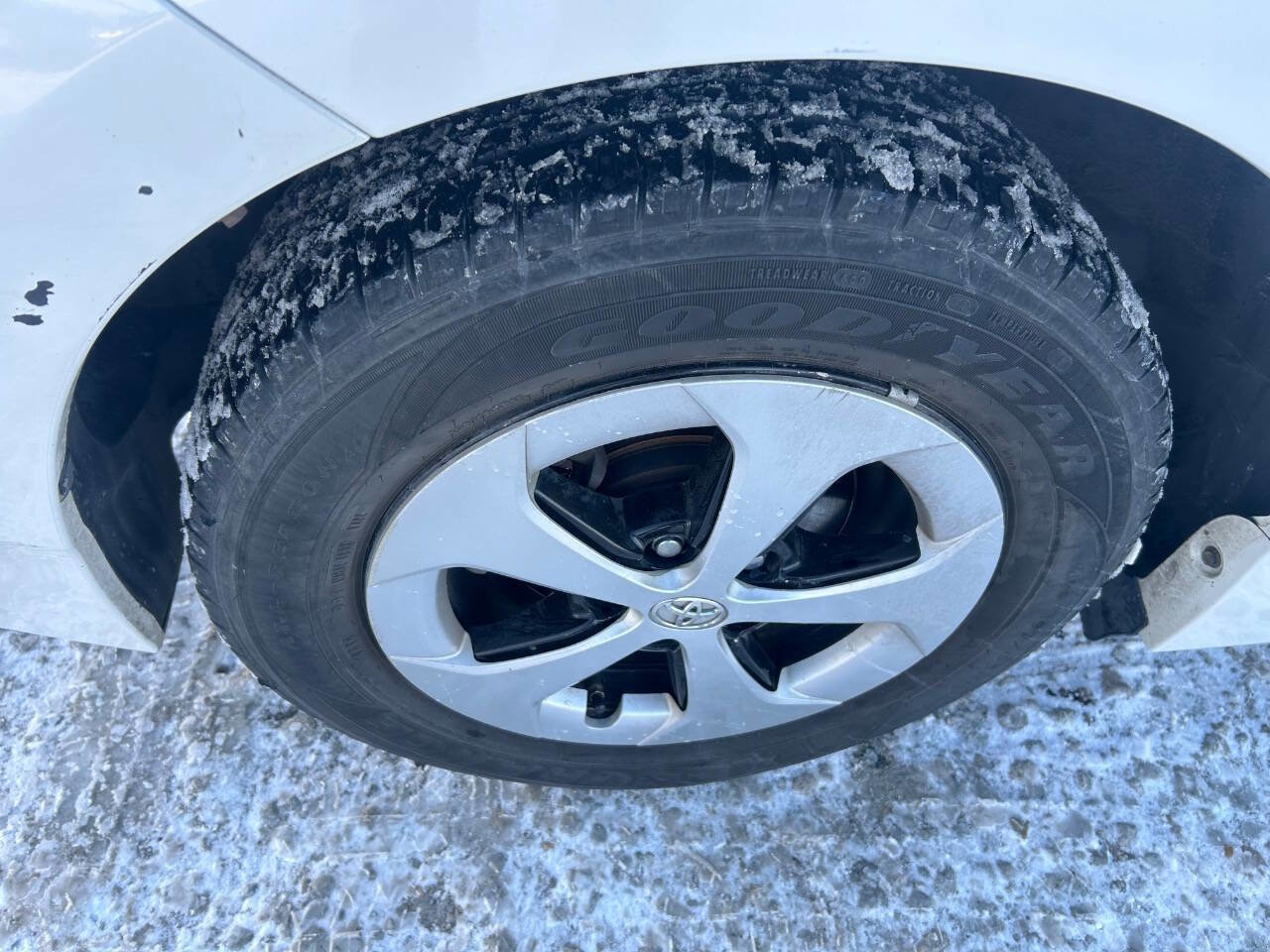 Used 2013 Toyota Prius Two image 12