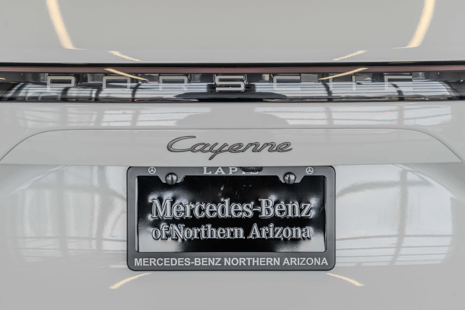 Used 2023 Porsche Cayenne Platinum Edition image 15