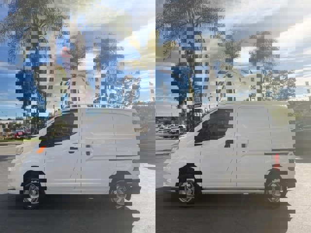 Used 2020 Nissan NV200 S image 5