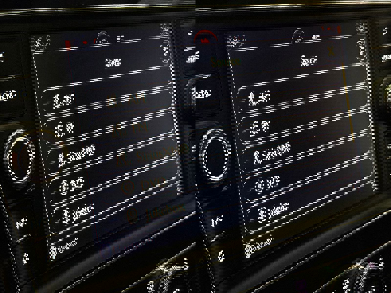 Used 2018 Bentley Bentayga image 69