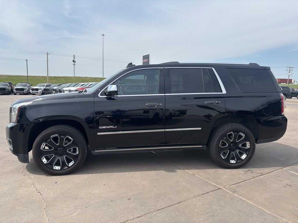 Used 2019 GMC Yukon Denali w/ Denali Ultimate Package image 3