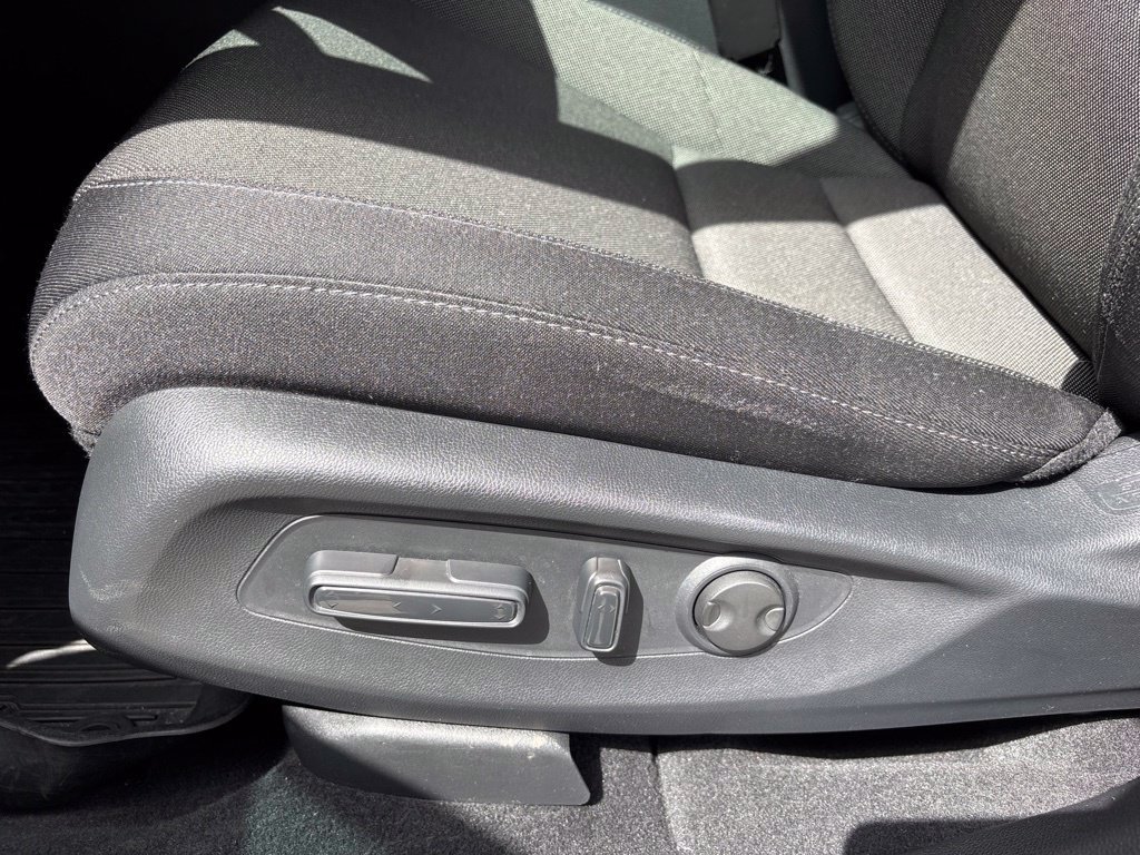Used 2024 Honda CR-V EX image 16