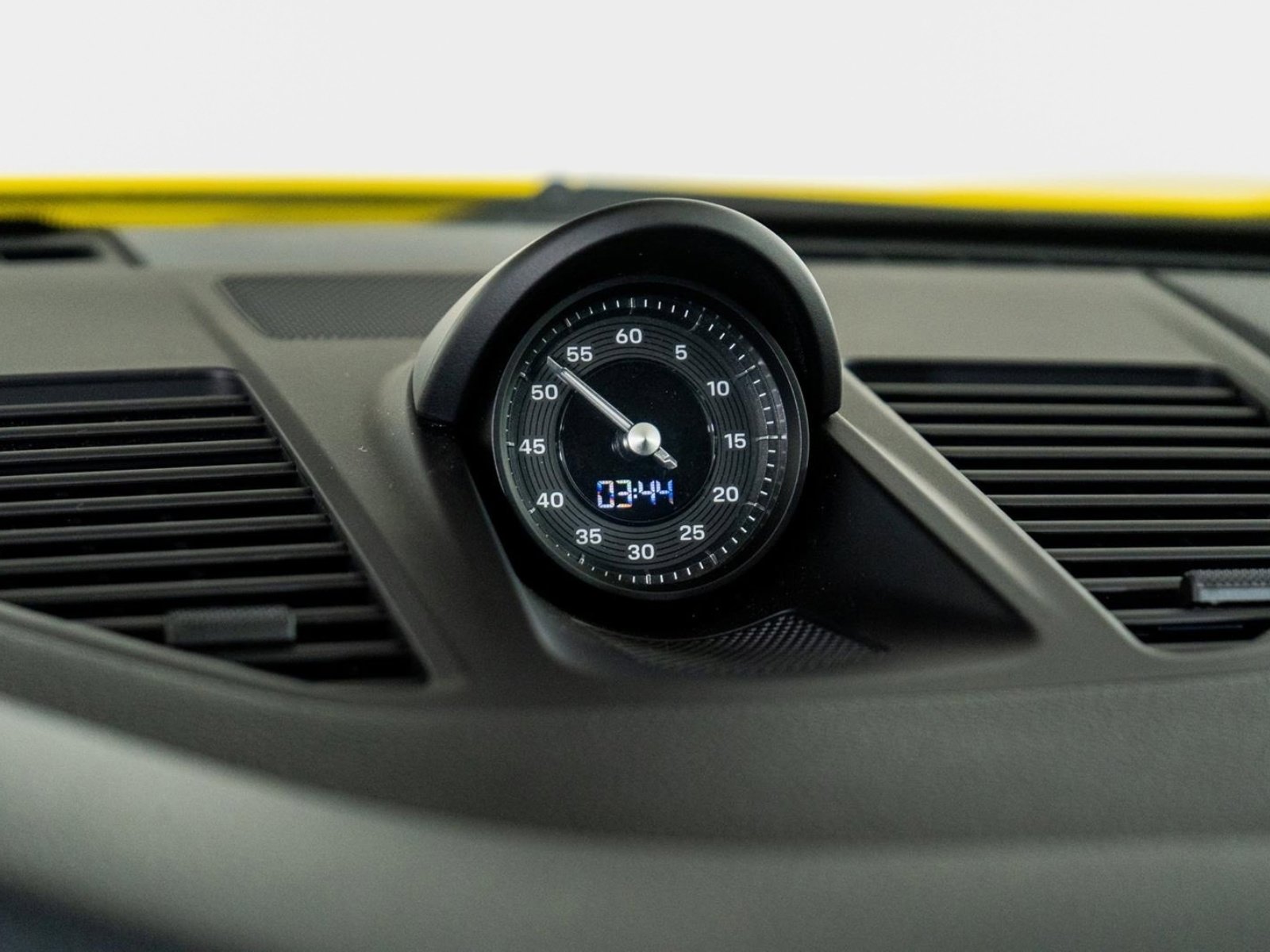 Used 2023 Porsche 911 Carrera T image 37