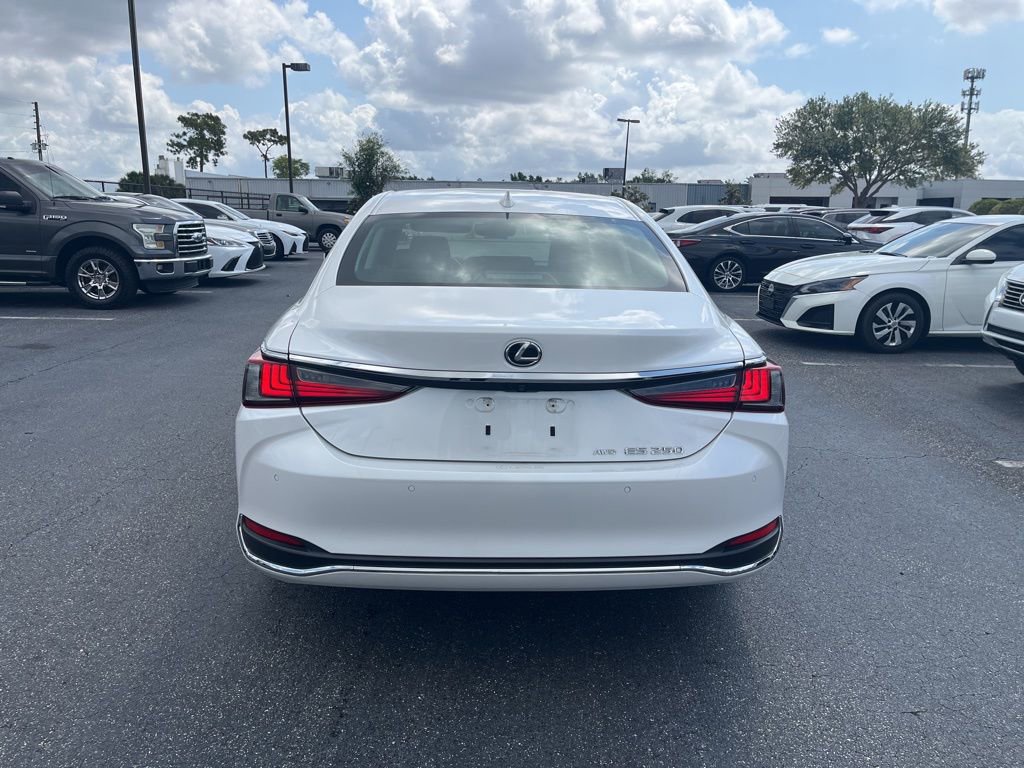 Used 2023 Lexus ES 250 w/ Premium Package AWD/4WD image 6
