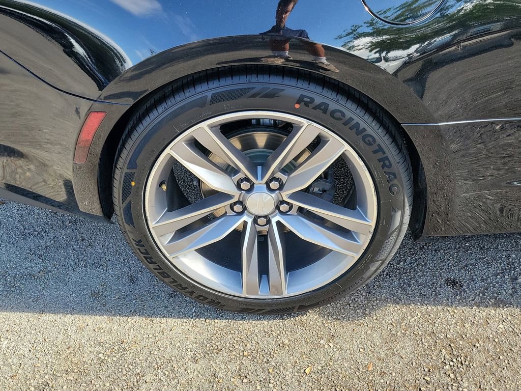 Used 2017 Chevrolet Camaro LT w/ RS Package image 10