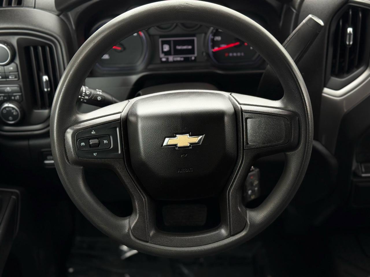 Used 2020 Chevrolet Silverado 1500 Custom w/ Custom Value Package AWD/4WD image 19