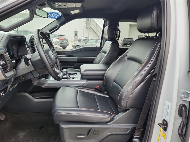 Used 2025 Ford F150 Lariat w/ Equipment Group 501A Mid image 8