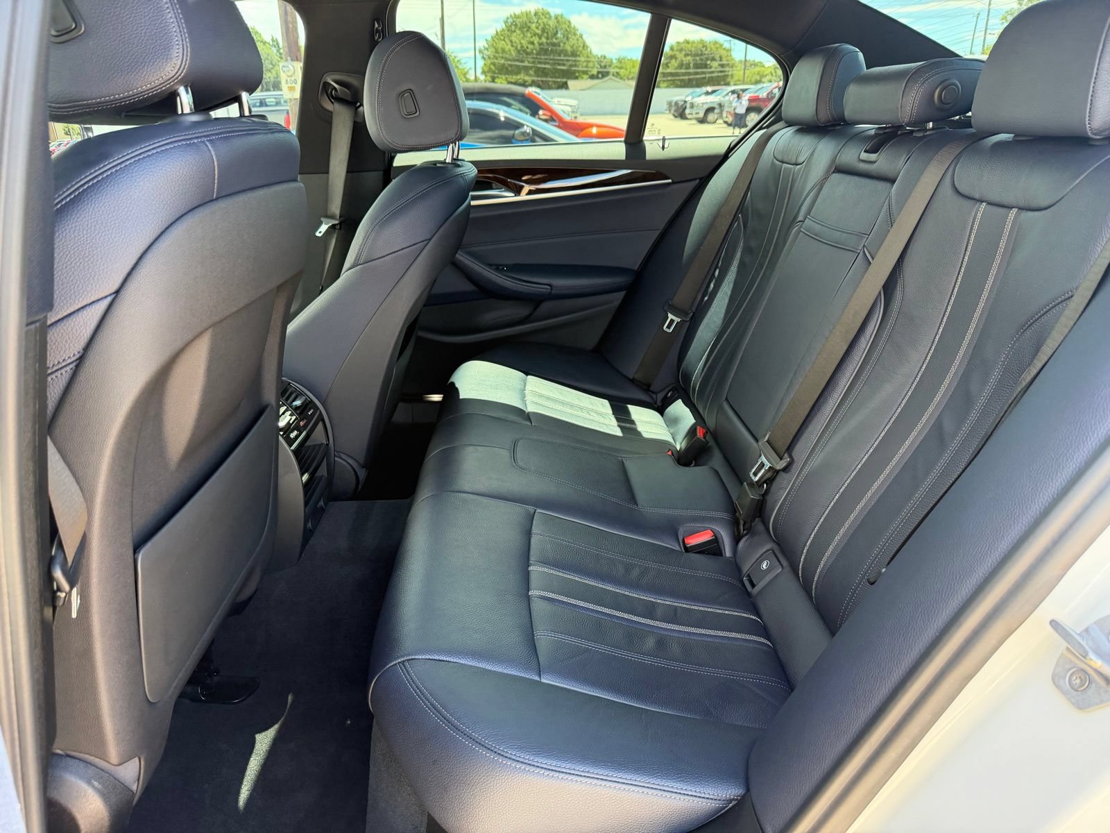 Used 2017 BMW 530i w/ Driving Assistance Package RWD image 22