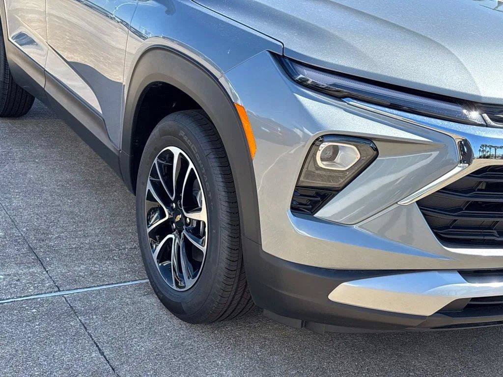 New 2026 Chevrolet TrailBlazer LT FWD image 5