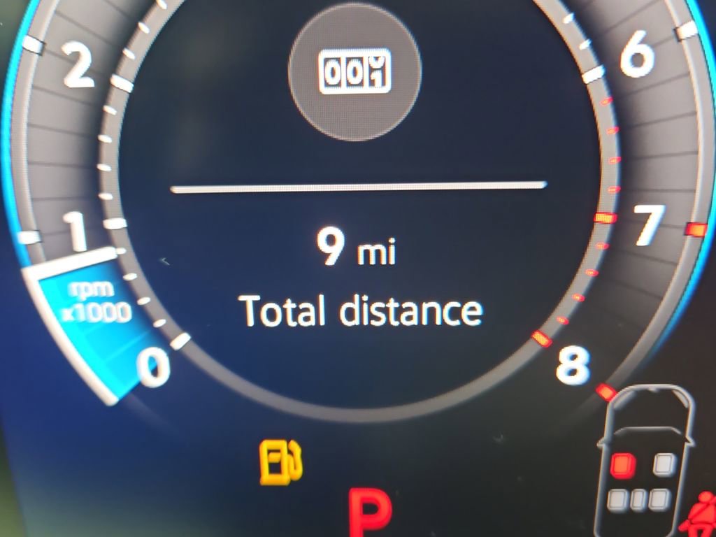 New 2026 Volkswagen Tiguan SE R-Line image 16