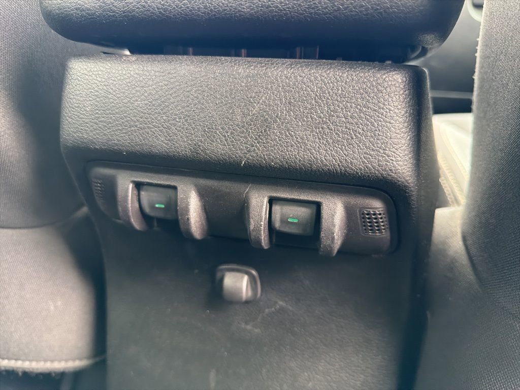 Used 2018 Jeep Wrangler Unlimited Sahara w/ Max Tow Package image 22