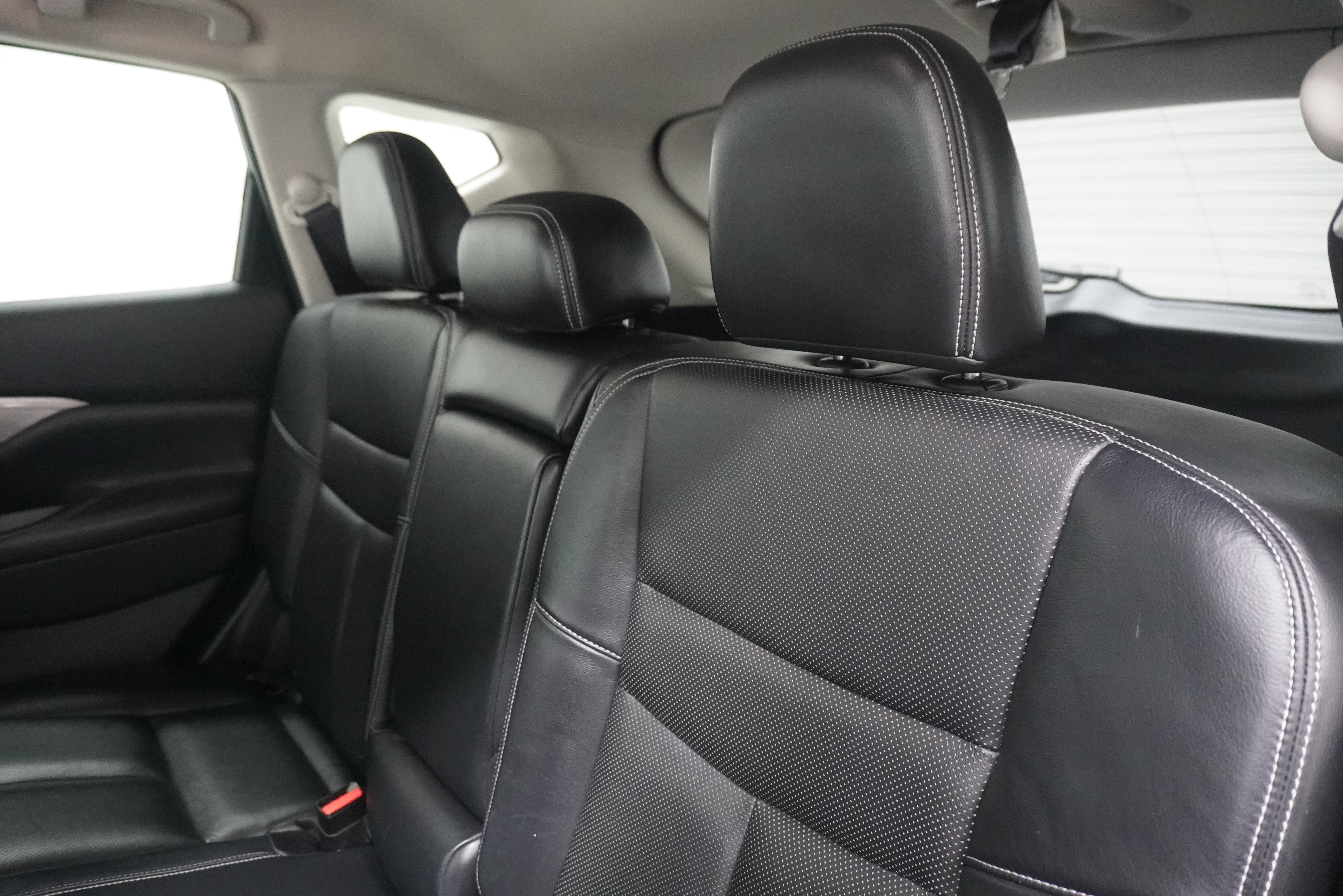 Used 2015 Nissan Murano Platinum FWD image 11