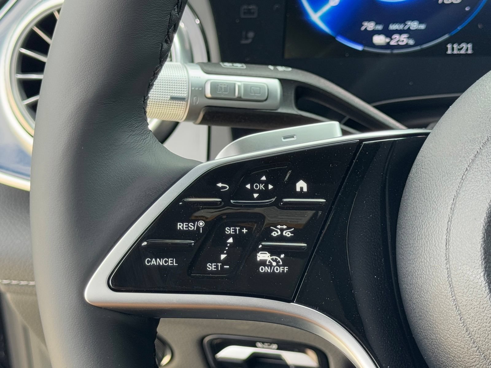 New 2026 Mercedes-Benz EQS 400 4MATIC SUV image 20