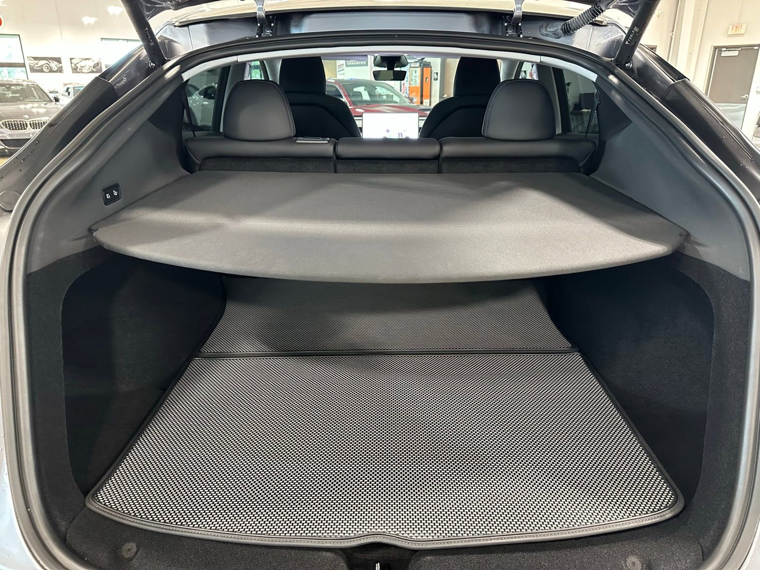 Used 2026 Tesla Model Y Long Range AWD/4WD image 42