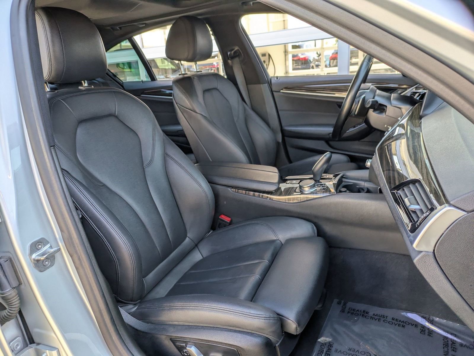 Used 2019 BMW 530i w/ Convenience Package image 28